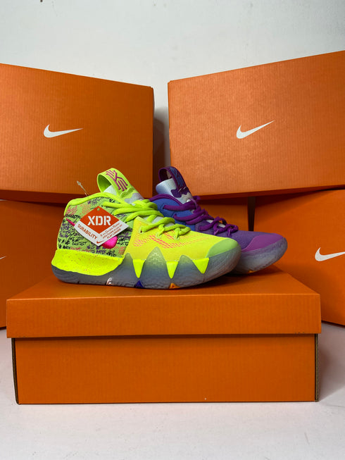 NIKE KYRIE 4 "WALLPAPER"