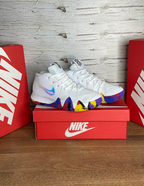 NIKE KYRIE 4 "MARCH MADNESS"