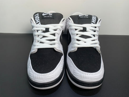 NIKE SB DUNK LOW "TIGHTBOOTH"