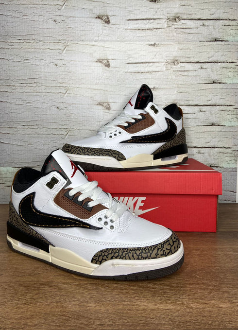 AIR JORDAN RETRO 3 X TRAVIS SCOTT