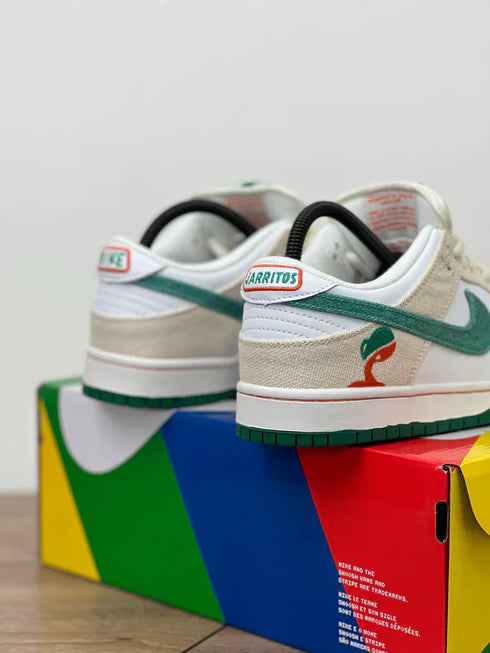 NIKE SB LOW JARRITOS