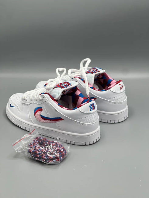 Nike dunk sb x parra